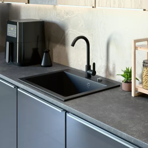 Gránit mosogató NERO Piazza-60 + magasított csaptelep + adagoló (fekete)