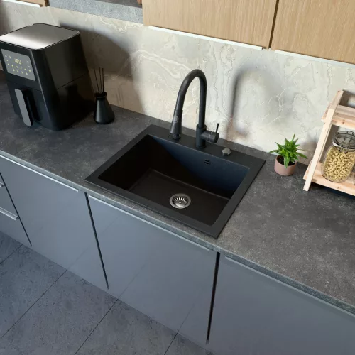 Gránit mosogató NERO Piazza-60 + magasított csaptelep + adagoló (fekete)