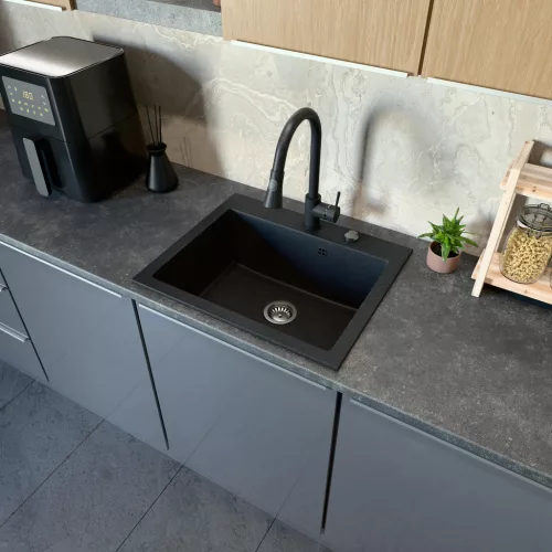 Gránit mosogató NERO Piazza-60 + magasított csaptelep + adagoló (fekete)