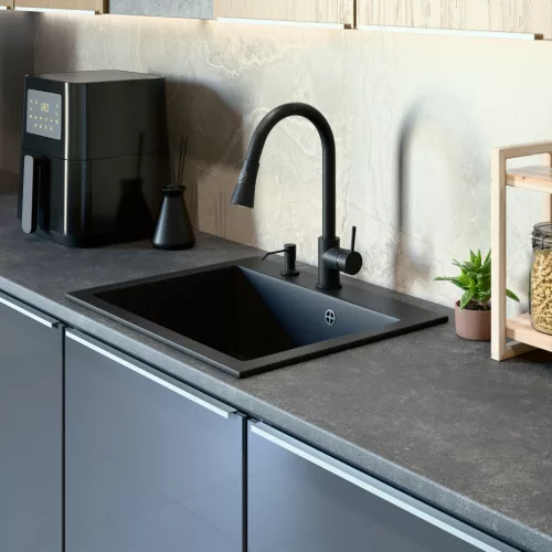 Gránit mosogató NERO Piazza-60 + magasított csaptelep + adagoló (fekete)