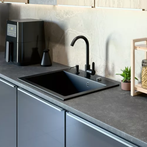 Gránit mosogató NERO Piazza-60 + magasított csaptelep + adagoló (fekete)