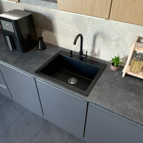 Gránit mosogató NERO Piazza-60 + magasított csaptelep + adagoló (fekete)