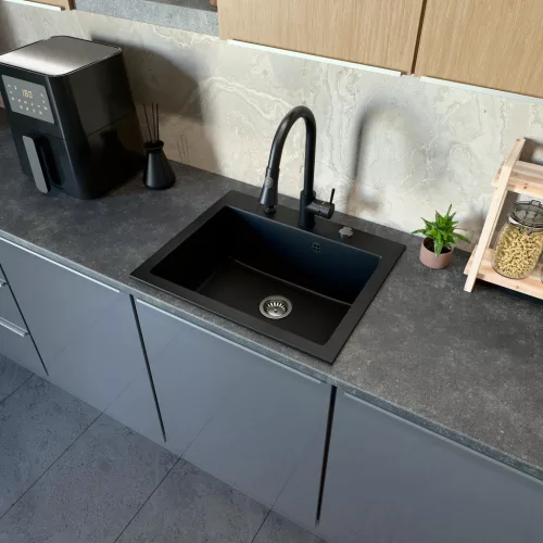 Gránit mosogató NERO Piazza-60 + magasított csaptelep + adagoló (fekete)